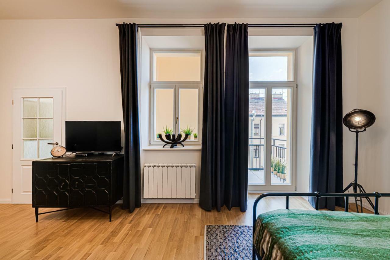 My Prague Apartments Stepanska Praga Exterior foto